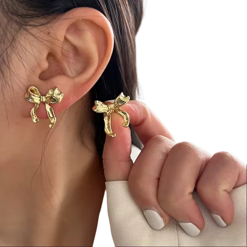Boucle d'oreille noeud